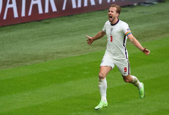 比如说《南京照相馆》这个角度很好，也很视觉化。