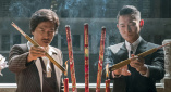 阿米尔·汗新片《印度暴徒》将映 选景横跨东南亚 2018-11-27 阿米尔·汗最新动作冒险大片《印度暴徒》即将于近期登陆中国各大影院，近日片方首度发布一支选景特辑，揭秘影片幕后制作的最大难点，如何选取具有代表性同时又符合电影奇崛大片气质的场景。